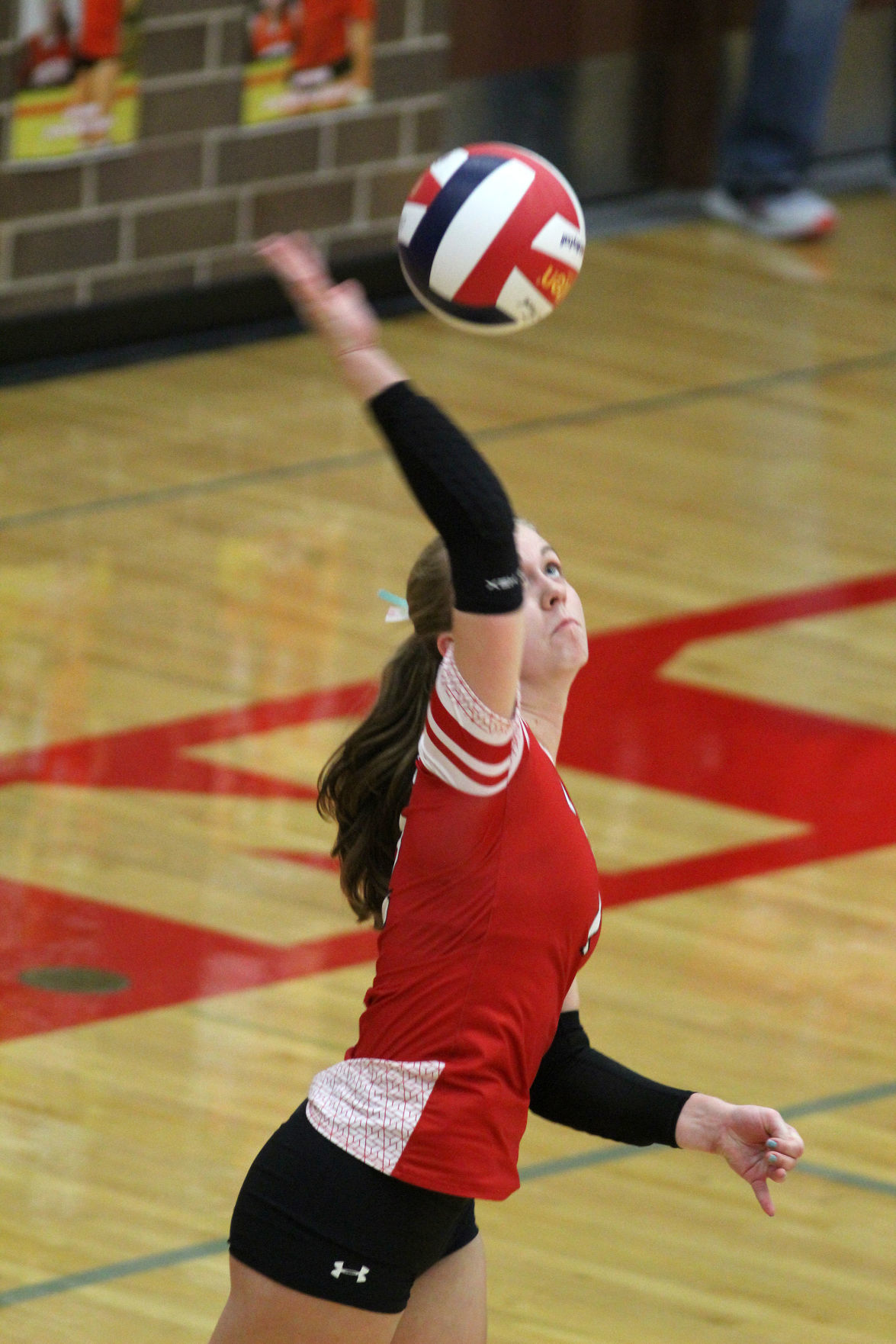 Cameron at Colfax volleyball regionals 10-24-19